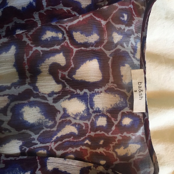 Bash v neck dress - Picture 2 of 5